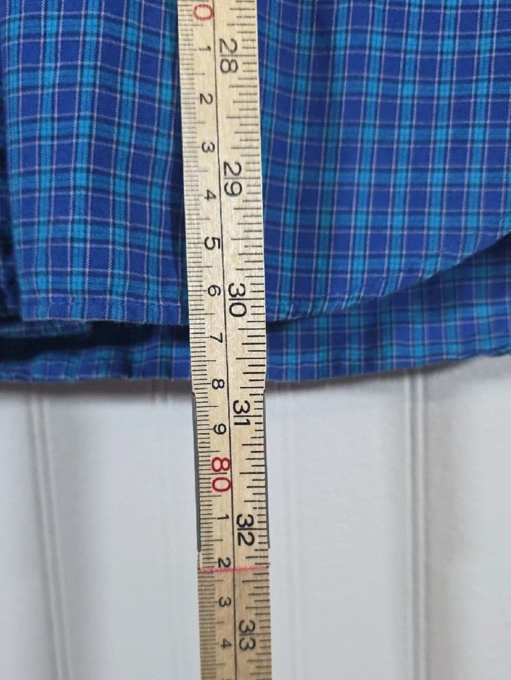 Small J. Crew Men's Blue Plaid Button-Down Shirt 100% Cotton.